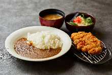 Pork loin cutlet curry (Honey San Yuan Pork)