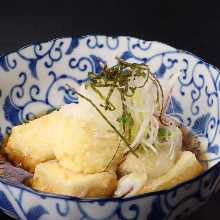 Deep-fried tofu in broth