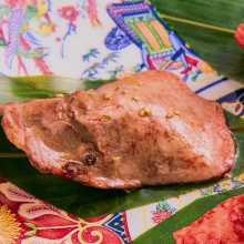 Seared beef tongue sushi