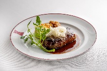 Special hamburger madeira sauce