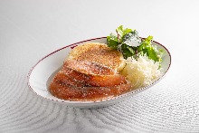 Tamba leaf salad and smoked salmon