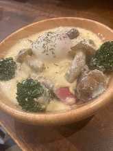 Roast beef rice bowl(carbonara sauce)