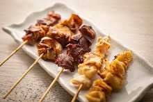 Assorted grilled chicken skewers, 5 kinds