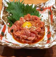 Beef tongue yukhoe