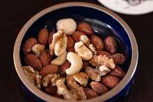Mixed nuts 