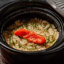 Donabe Gohan (rice in an earthen pot)with spicy fish eggs