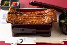 Extra premium eel served over rice in a lacquered box
