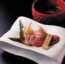  Grilled Premium Hida Beef Loin with Washing Sauce