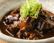 Simmered beef tendon