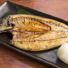 Seared mackerel