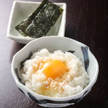 Tamagokake gohan (rice with raw egg)