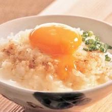 Tamagokake gohan (rice with raw egg)