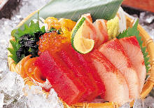 Assorted sashimi