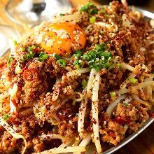 Stir-fried bean sprouts