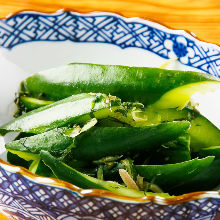 Sesame salt cucumber