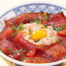 Tuna tartare rice bowl