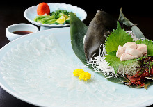 Sugata-zukuri (sliced sashimi served maintaining the look of the whole fish)