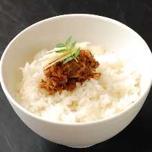 Simmered beef rice bowl