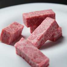 Thickly sliced premium beef loin