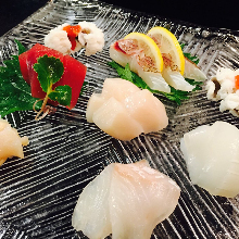 Assorted sashimi