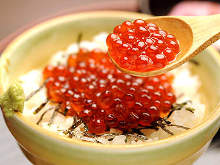 Salmon roe rice bowl