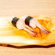 Ama ebi (pink shrimp)