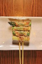 Asparagus skewer