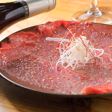 Seared edible raw beef