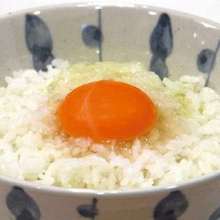 Tamagokake gohan (rice with raw egg)