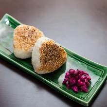 Grilled rice ball