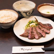 Beef tongue set meal