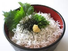 Boiled whitebait rice bowl