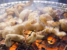 Horumon yaki (grilled offal)