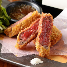 Rare beef cutlet