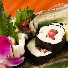 Sushi rolls