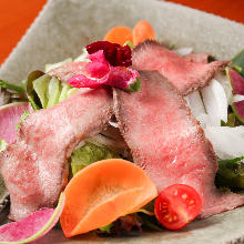Roast beef salad