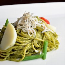 Pasta with Pesto Sauce