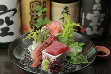 Assorted sashimi