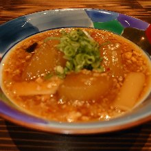 Boiled chicken and daikon radish