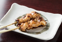 Grilled chicken thigh skewer