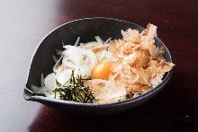 Sliced onions