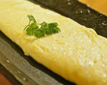 Japanese-style rolled omelet