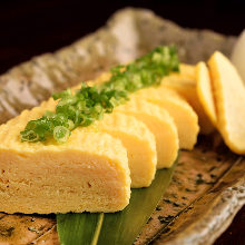 Japanese-style rolled omelet