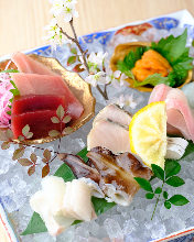 Assorted sashimi