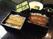 Eel served over rice in a lacquered box