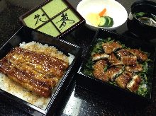 Eel served over rice in a lacquered box