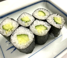 Cucumber sushi rolls