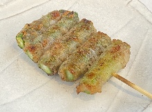 Wrapped asparagus skewer