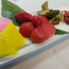 Assorted pickles