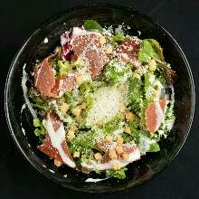 Caesar salad with prosciutto